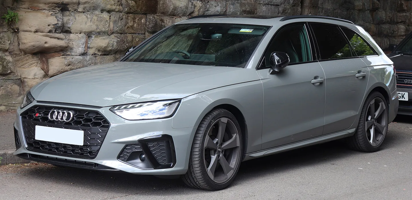 Audi S4