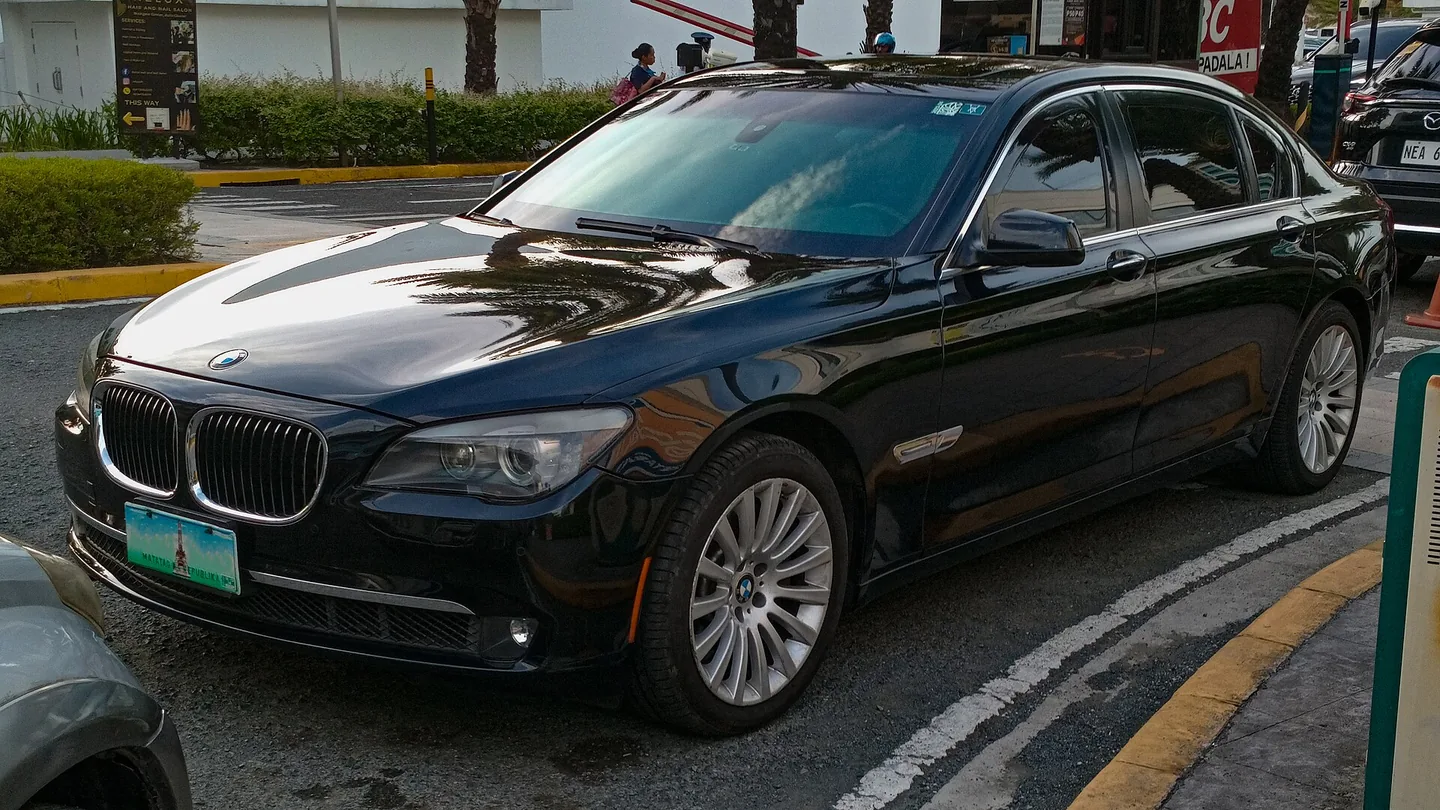 BMW 750LI