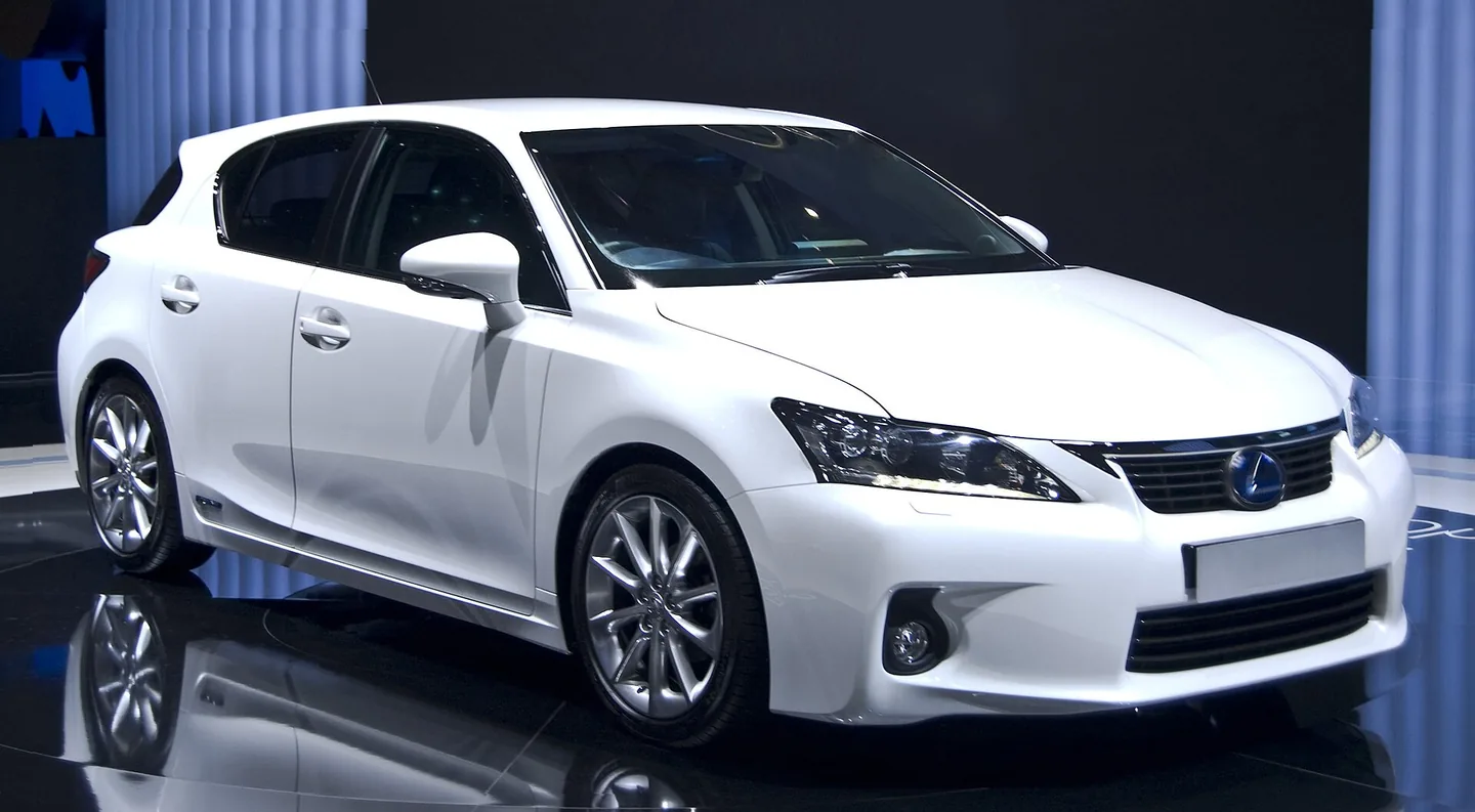 Lexus CT200H
