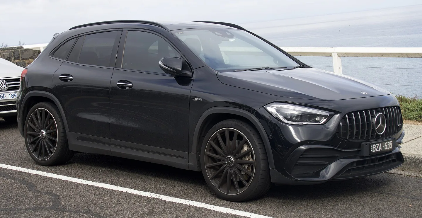 Mercedes-Benz AMG GLA 35